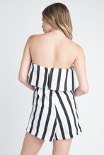 Load image into Gallery viewer, Women&#39;s Strapless Stripe Pocket Romper
