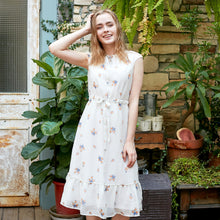 Load image into Gallery viewer, (Woman) Chiffon floral swing dress
