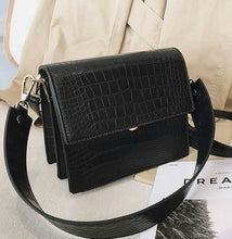 Load image into Gallery viewer, Fashion Messenger Bag Women’ s Trend Large Capacity Leather Shoulder
